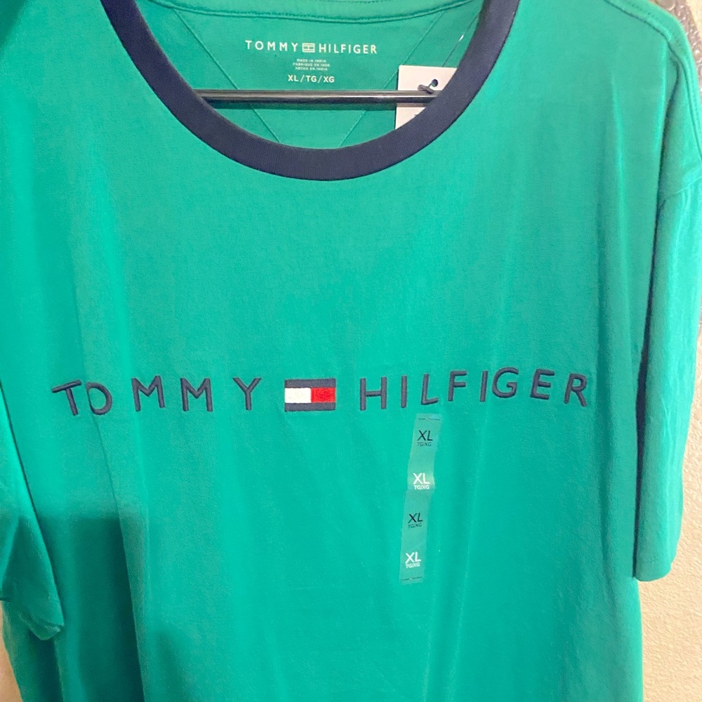 Very nice Tommy Hilfiger T-shirt and very comfortable
